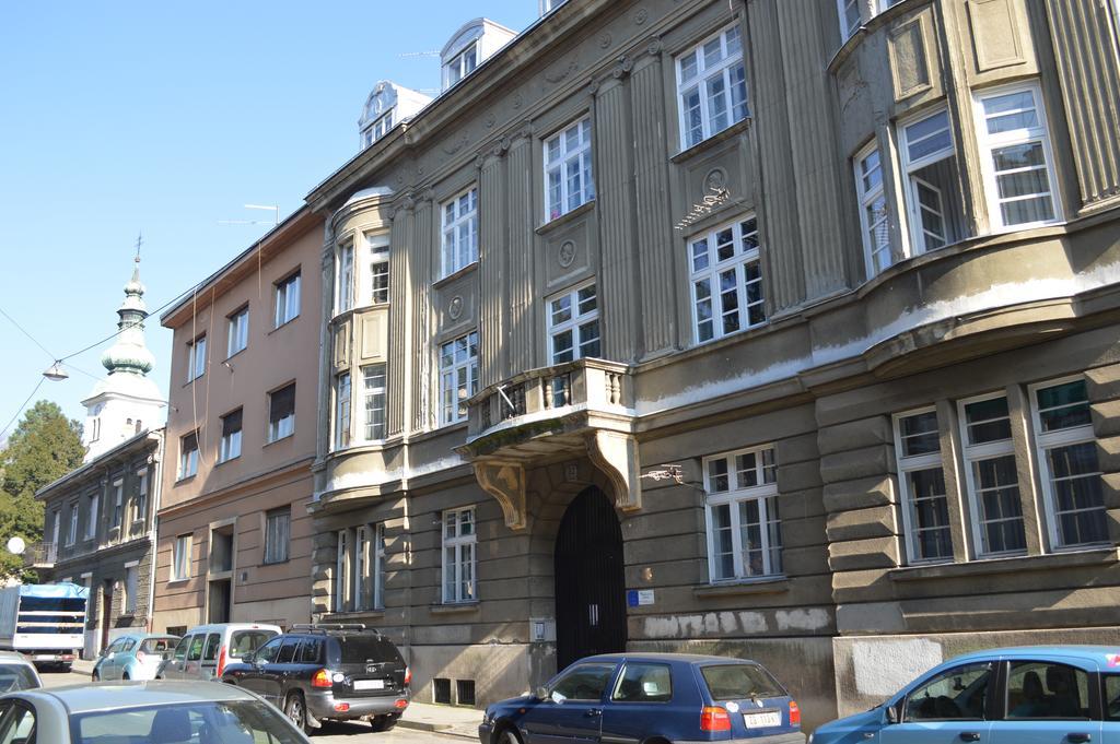 Aha Apartment Zagreb Luaran gambar
